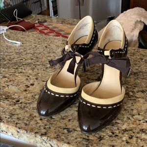 Anne Klein heels